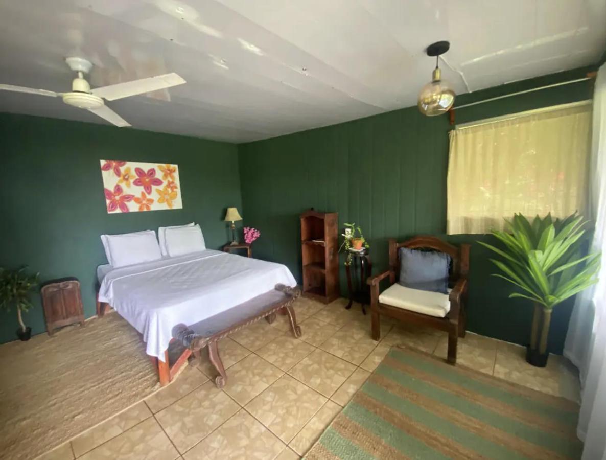 Beautiful Rustic Treehouse Hotel Manuel Antonio Quepos Exteriör bild